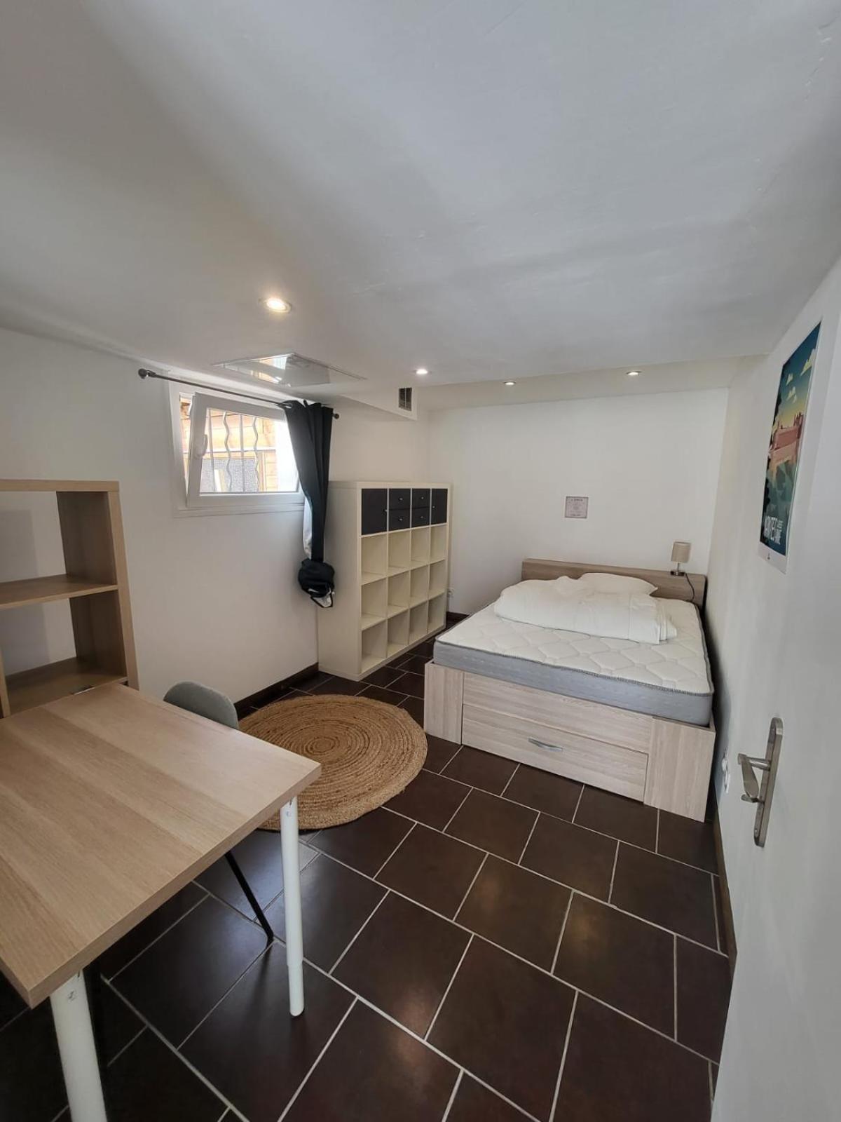 L'Agreable Hotel Nantes Luaran gambar